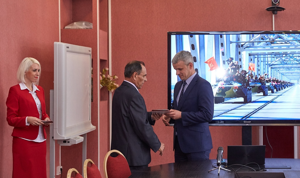 В Южно-Сахалинске состоялась церемония вручения памятных медалей 
