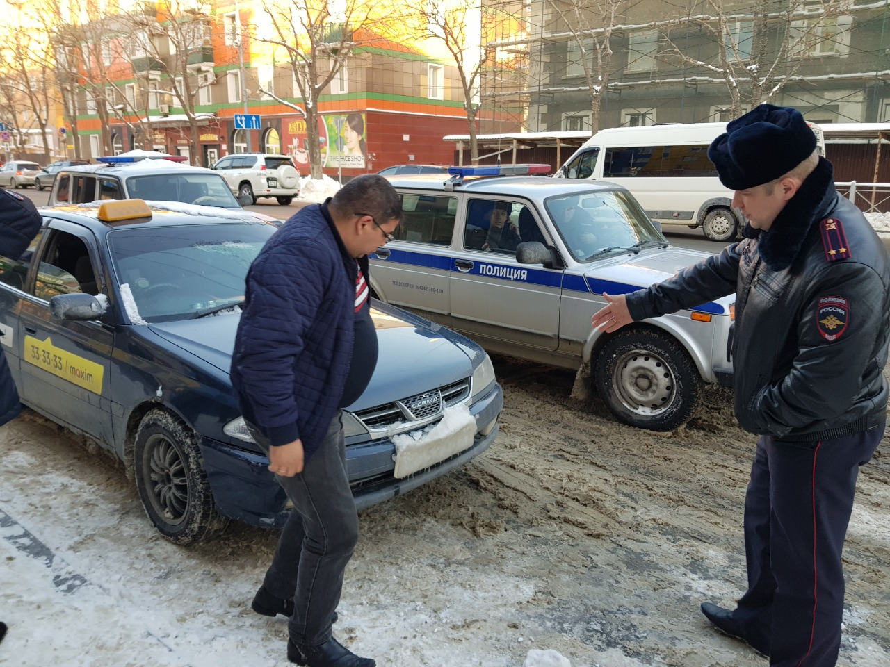 Сахалинские депутаты не придумали ничего нового в борьбе с нелегальными таксистами